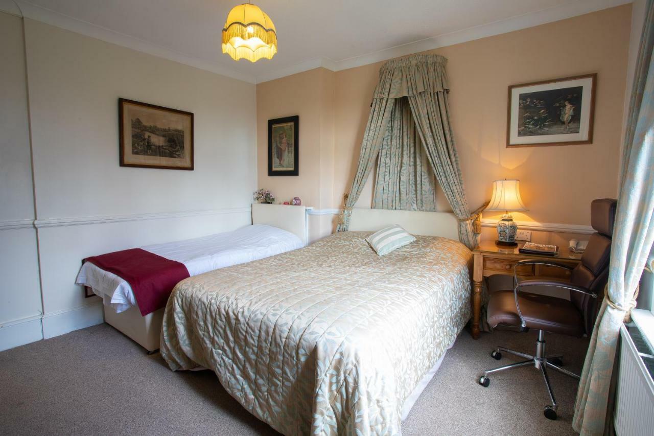 Fines Bayliwick Hotel Bracknell